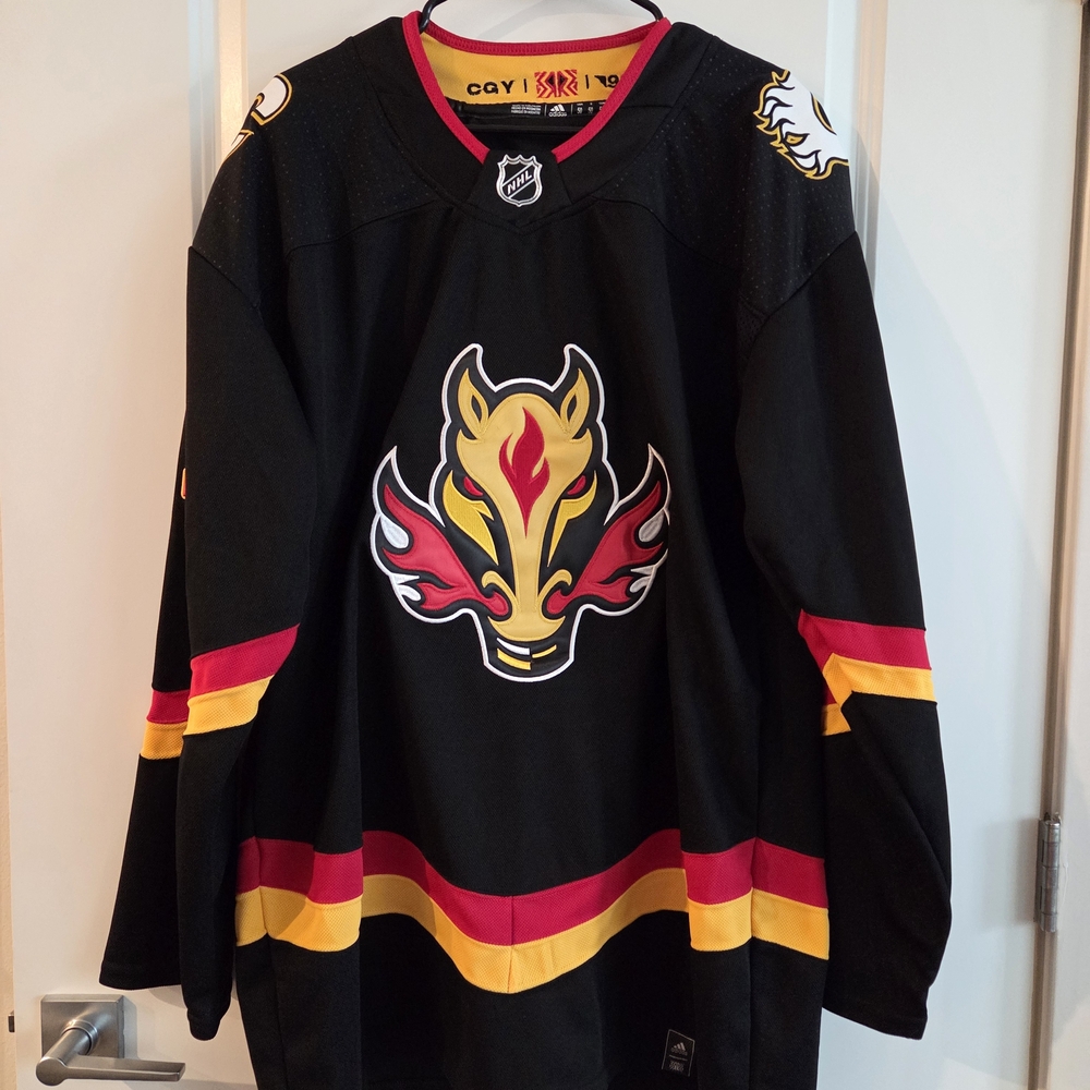 Adidas NHL Calgary Flames Jersey (KADRI 91)